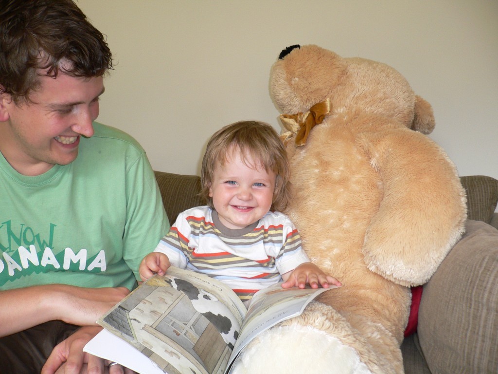 dad, son, reading, family, Tidy Books